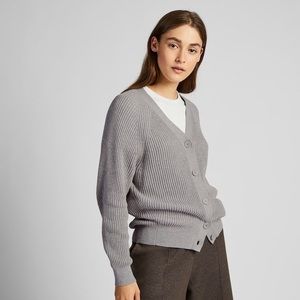 Uniqlo Cotton Cashmere Ribbed Relaxed Cardigan in Light Gray